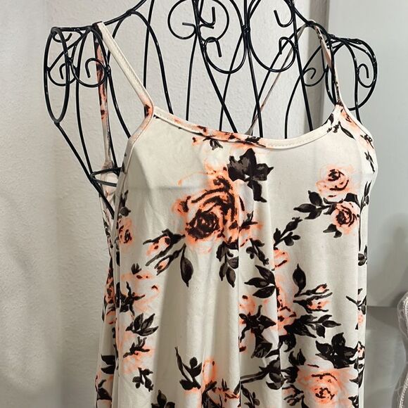 Floral Tank ONE SIZE - Picture 2 of 4
